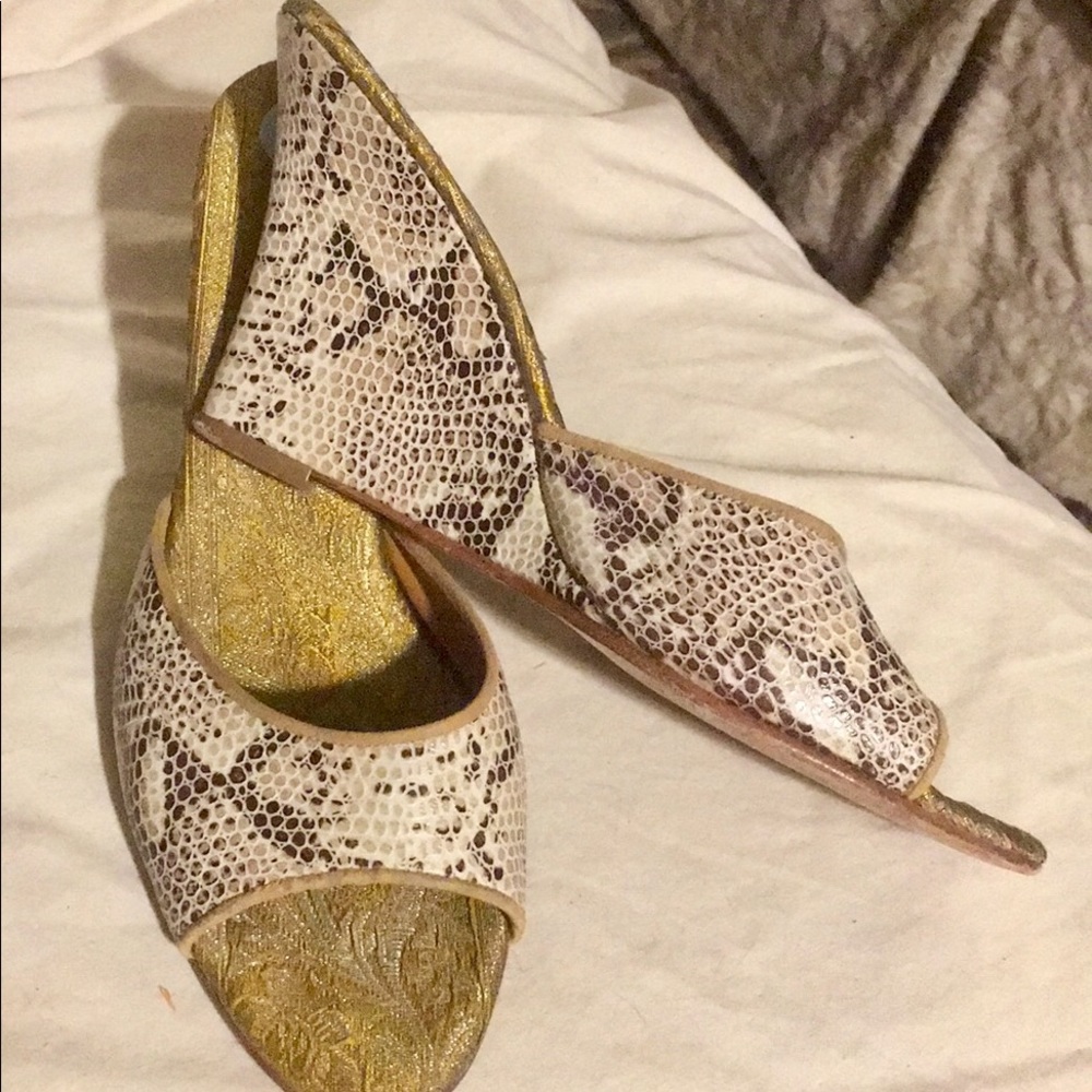 Size 6 Olivia Rose Tal (New York) Wedges